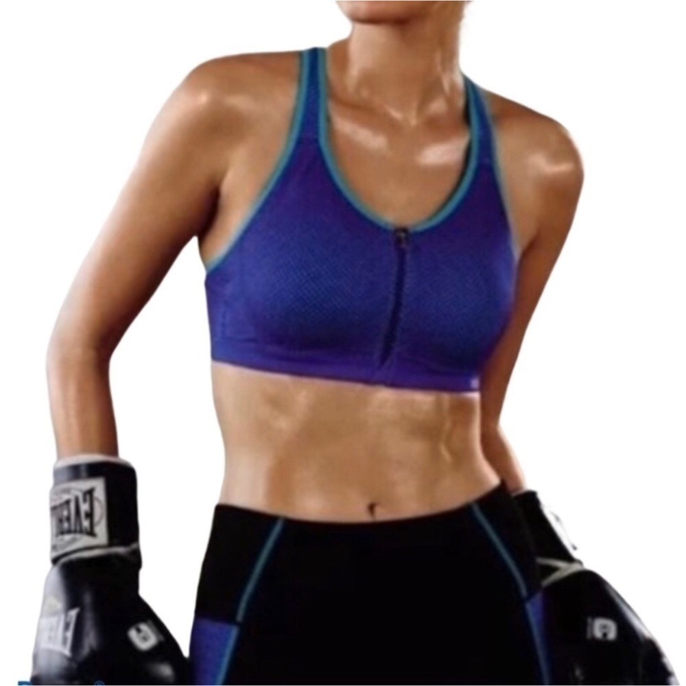 Victoria’s Secret Knockout sports bra Size 36B